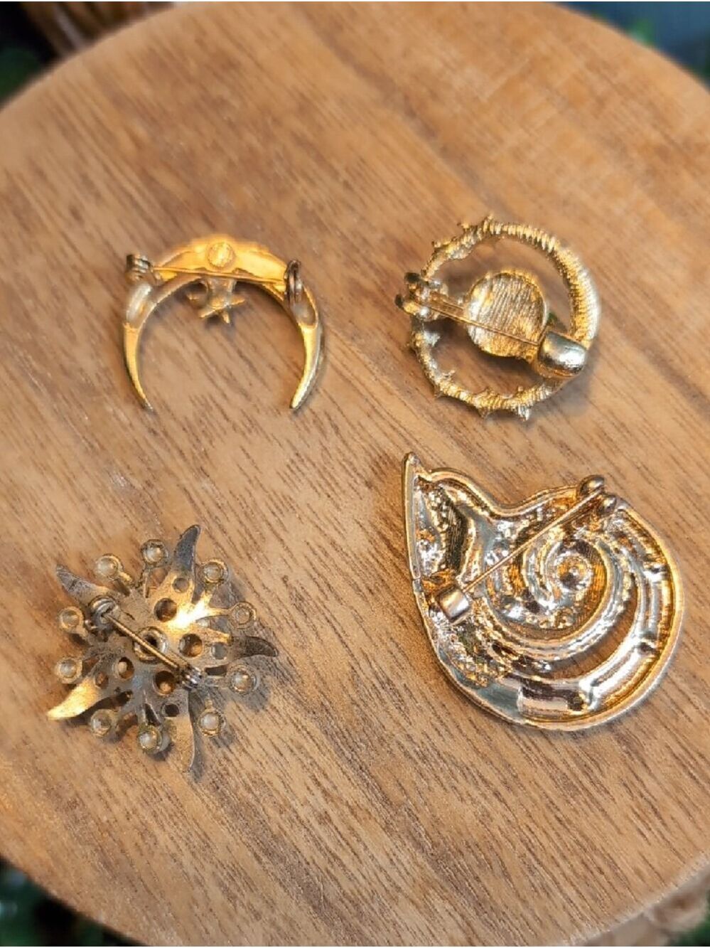 Moon & Earth & Shell Brooch Set - Women Jewelry - Picture 7 of 12
